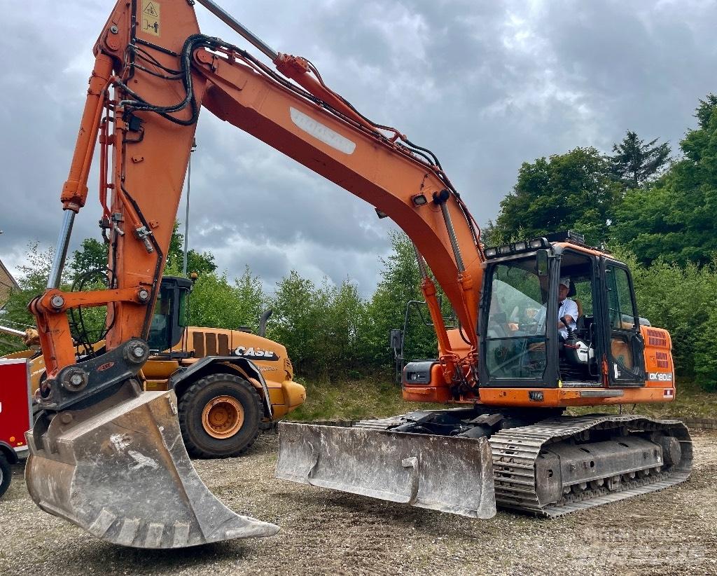 Doosan DX 180 LC-3 Bandgrävare