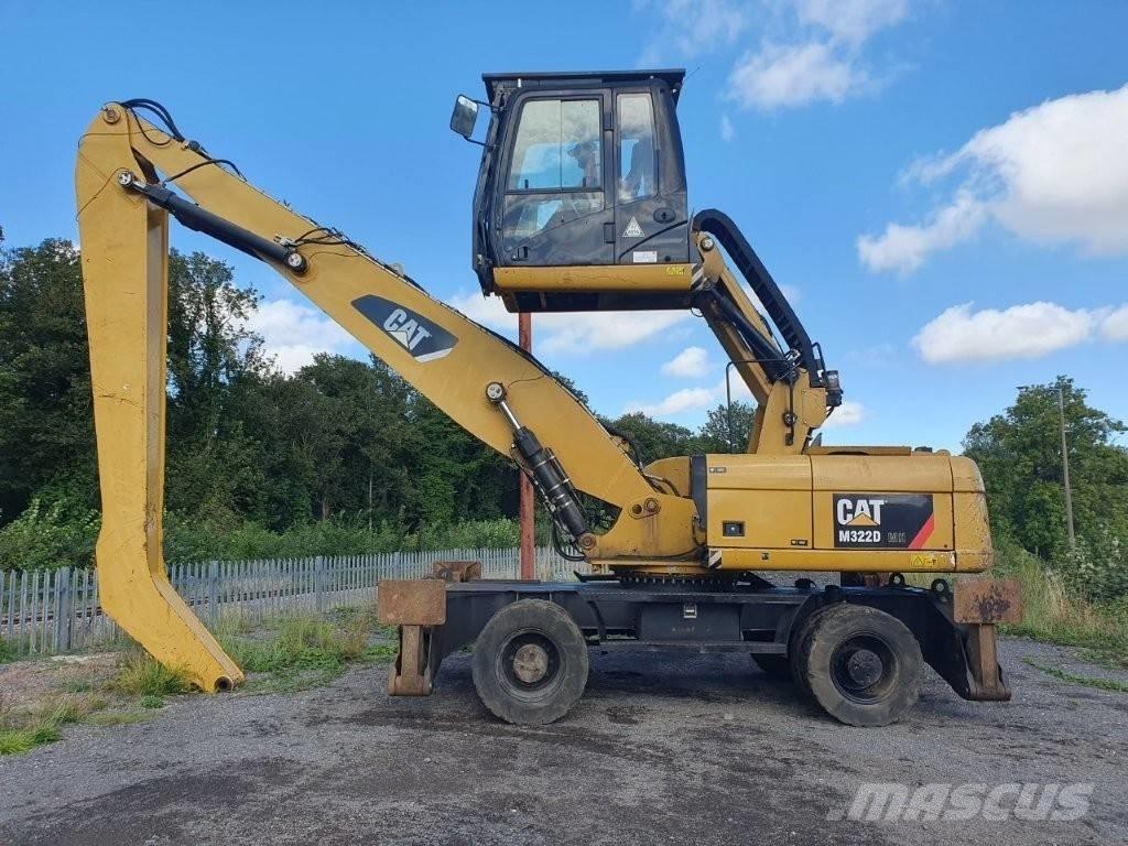 CAT M 322 D MH Avfalls / industri hantering