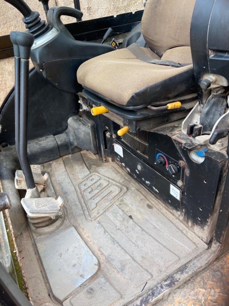 JCB 8030 ZTS Minigrävare < 7t