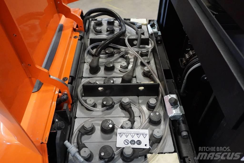 Toyota OSE100 Plocktruck, mediumlyftande