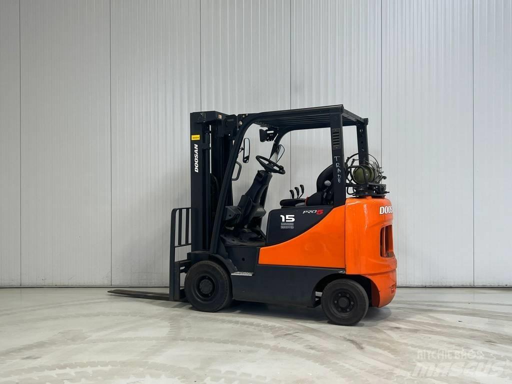 Doosan G15S-5 Gasolmotviktstruckar