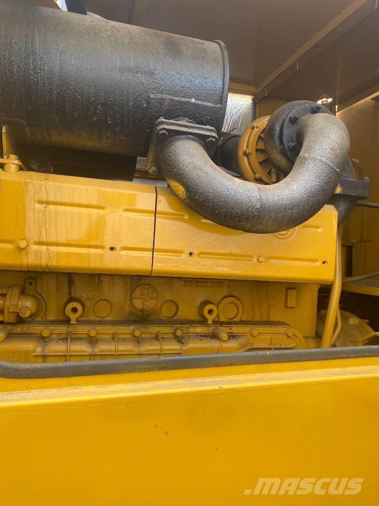 CAT 140 K Väghyvlar