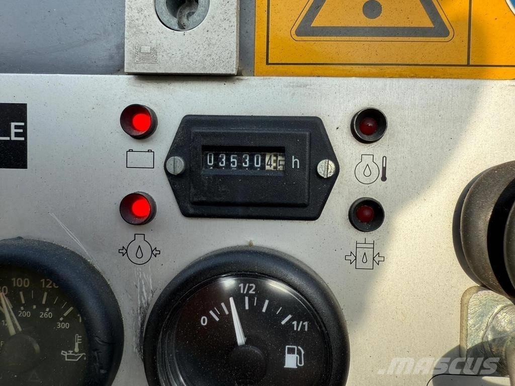 Vögele Super 800 Asfaltsläggningsmaskiner