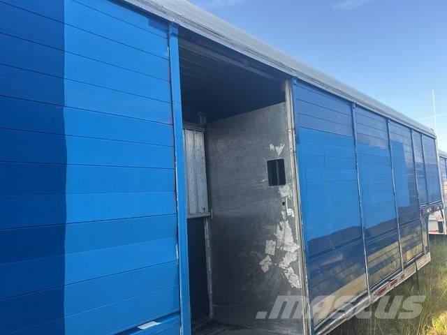 Mickey 16 Bay Släpfordon för drycker