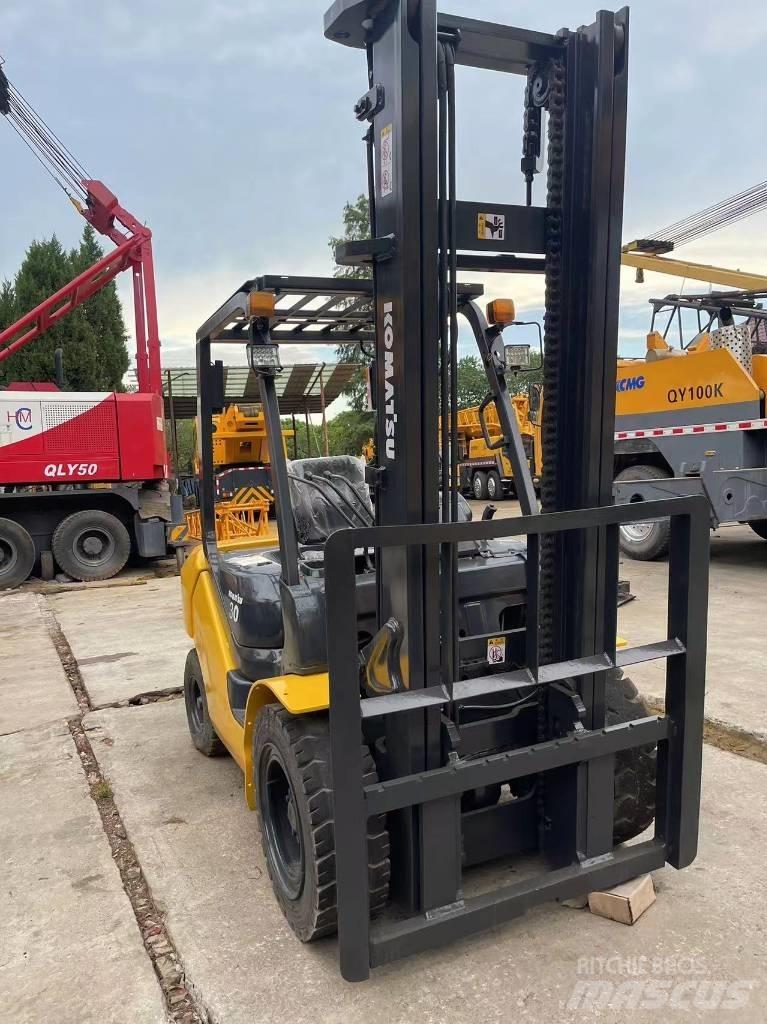 Komatsu FD 30 T-14 Dieselmotviktstruckar
