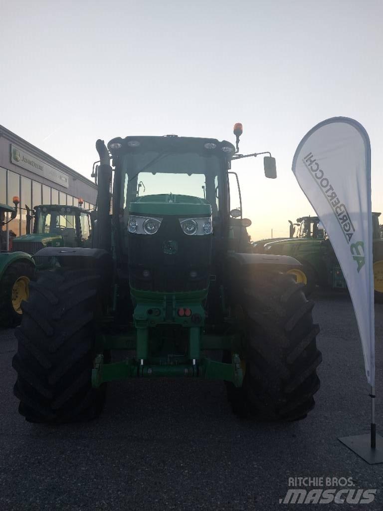 John Deere 6190 R Traktorer