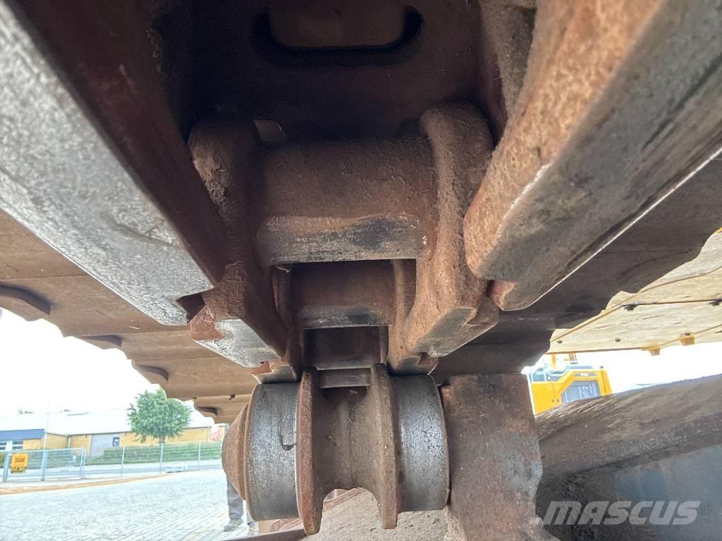 Komatsu HB215LC-1 Avfalls / industri hantering