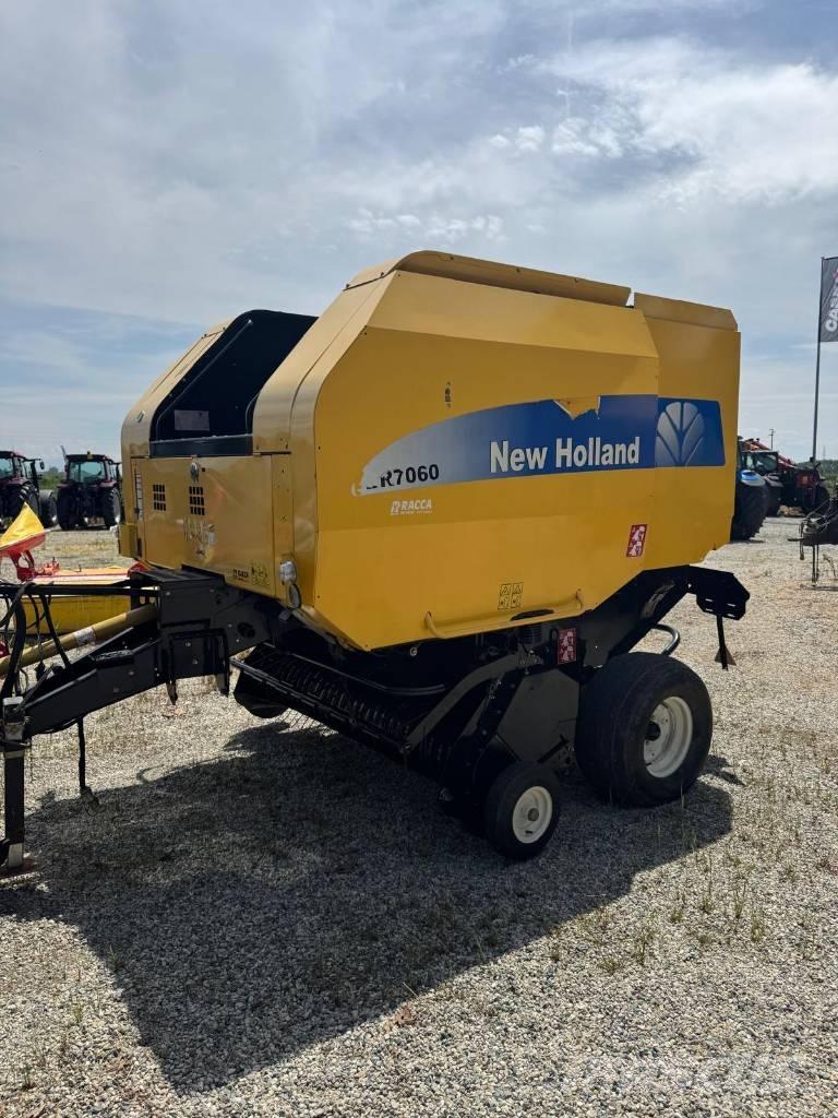 New Holland BR 7060 Rundbalspressar