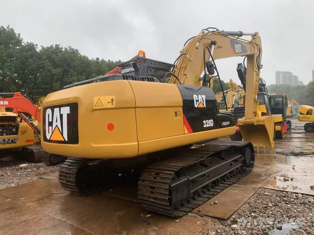 CAT 320 D Bandgrävare