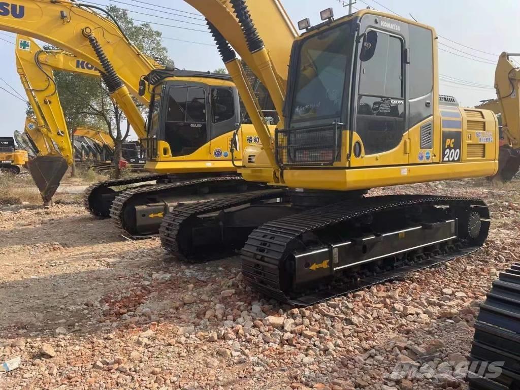 Komatsu PC 200 8N Bandgrävare