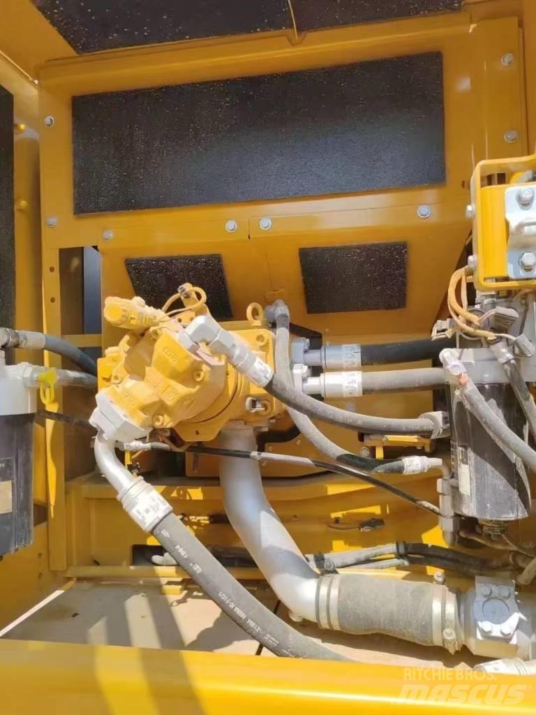 CAT 336 Bandgrävare