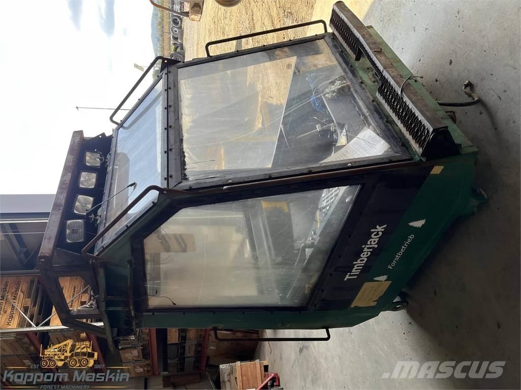 Timberjack 1270 Hytter och interiör