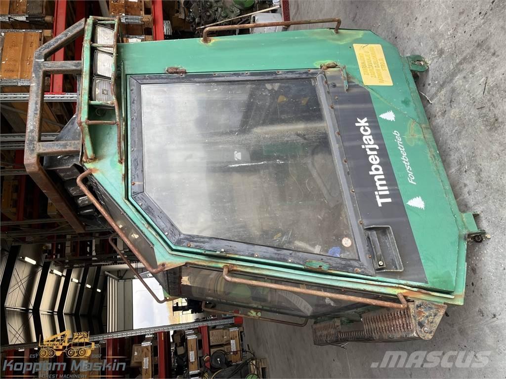 Timberjack 1270 Hytter och interiör