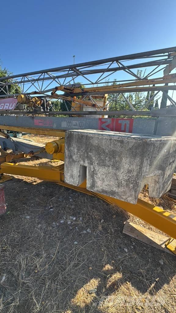 FMGRU FM RB6/18 Självstående kranar