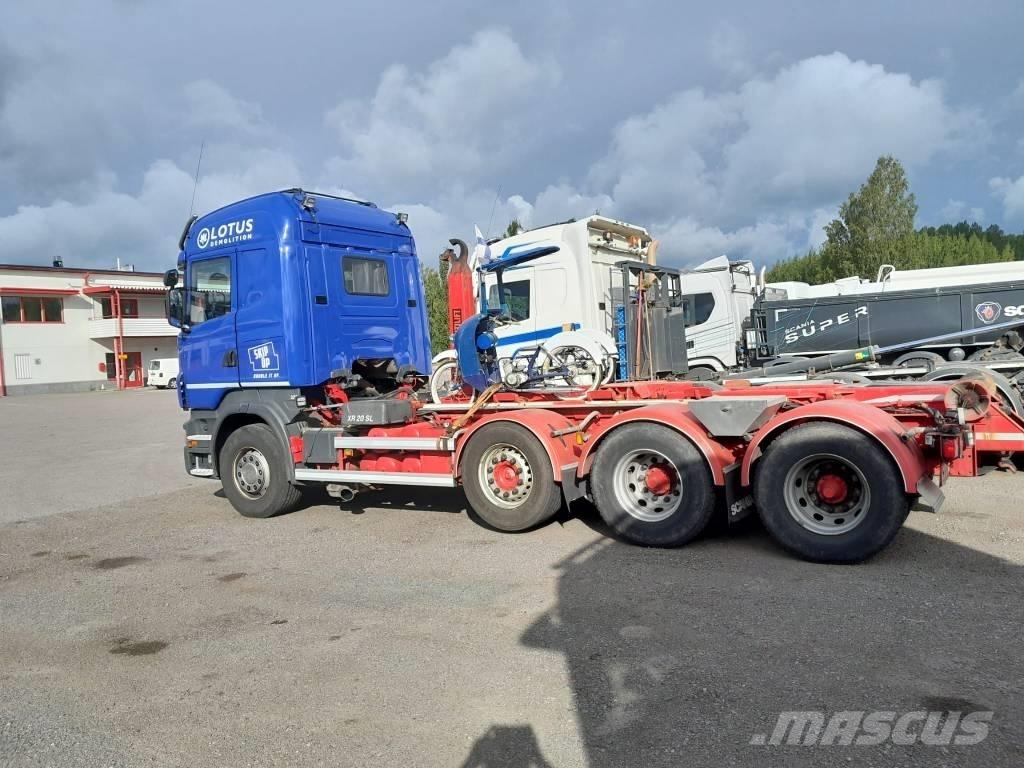 Scania R 560 8x4 Dragbilar