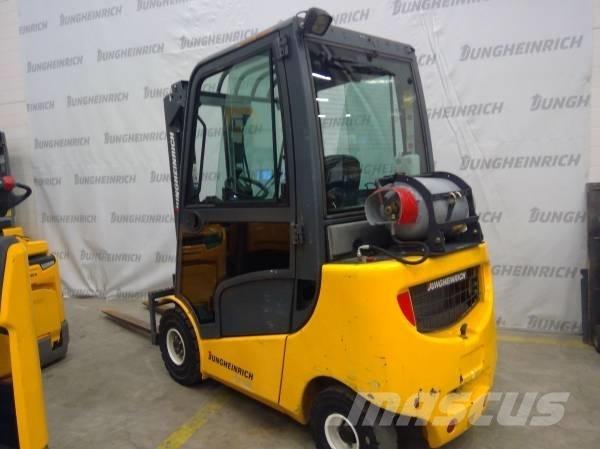 Jungheinrich TFG 320 Gasolmotviktstruckar