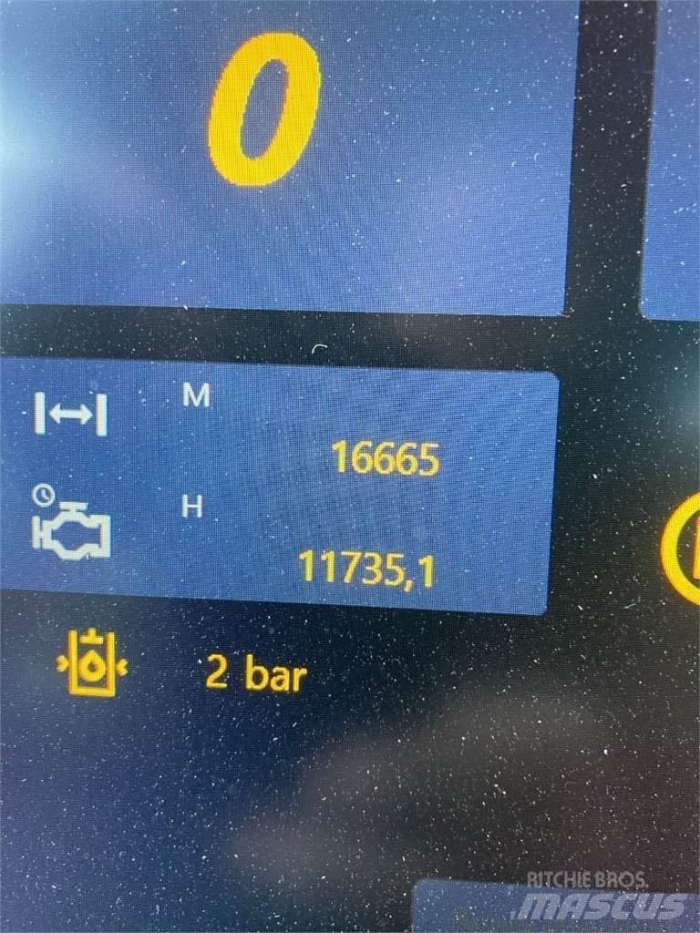 Komatsu 951 Skördare