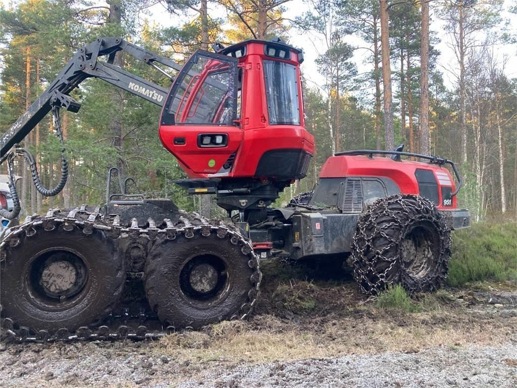 Komatsu 951 Skördare
