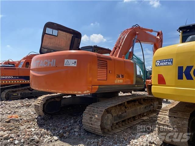 Hitachi ZX 250 Bandgrävare