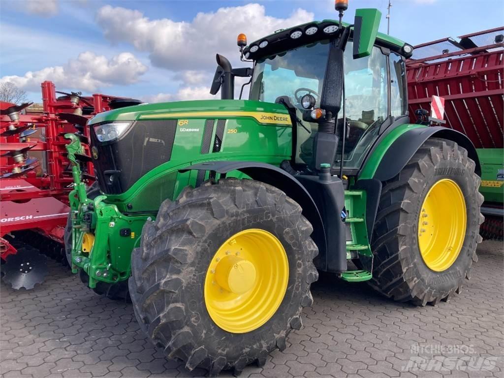 John Deere 6R250 Traktorer