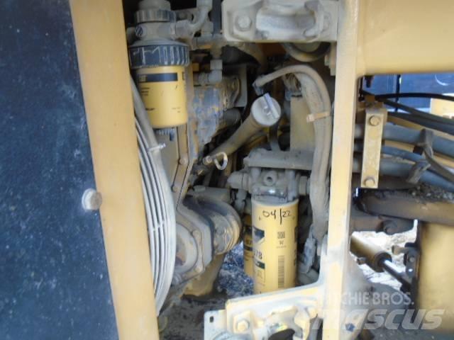 CAT CB 634 C Tvåvalsvältar