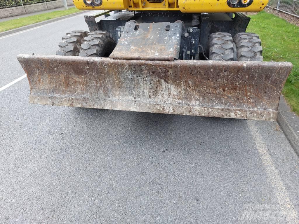 Komatsu PW148-11 Hjulgrävare