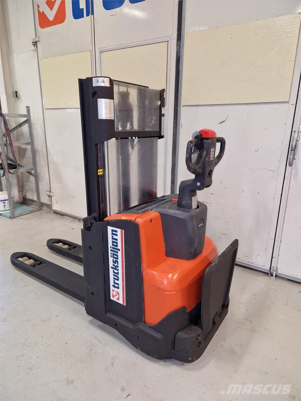 Toyota SWE200D Staplare