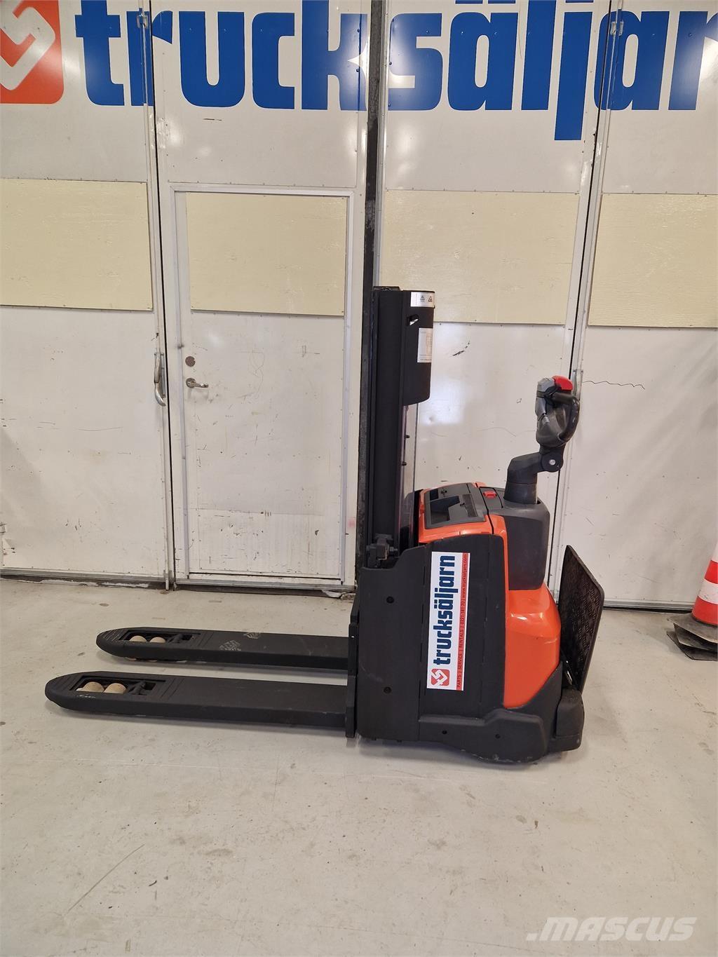 Toyota SWE200D Staplare