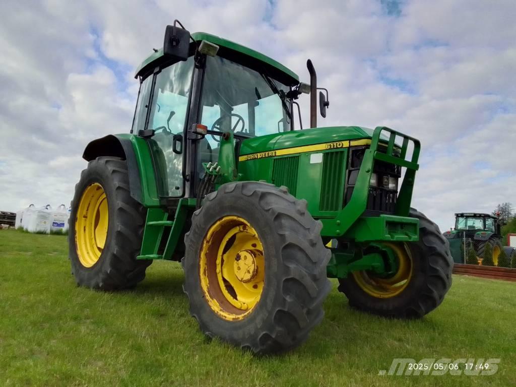 John Deere 6110 SE Traktorer