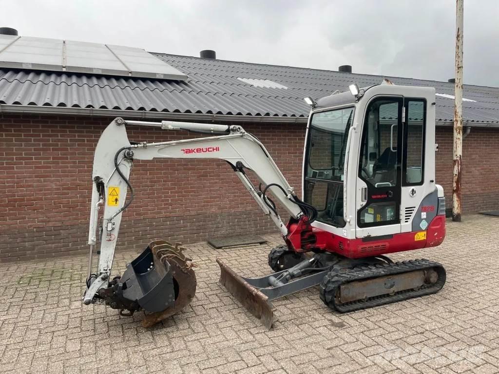 Takeuchi TB219 Minigrävare < 7t