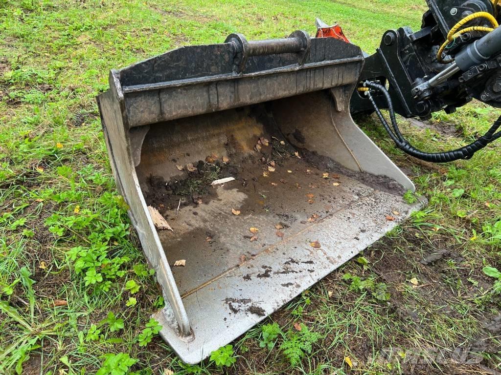 Komatsu PC138US-11 Bandgrävare