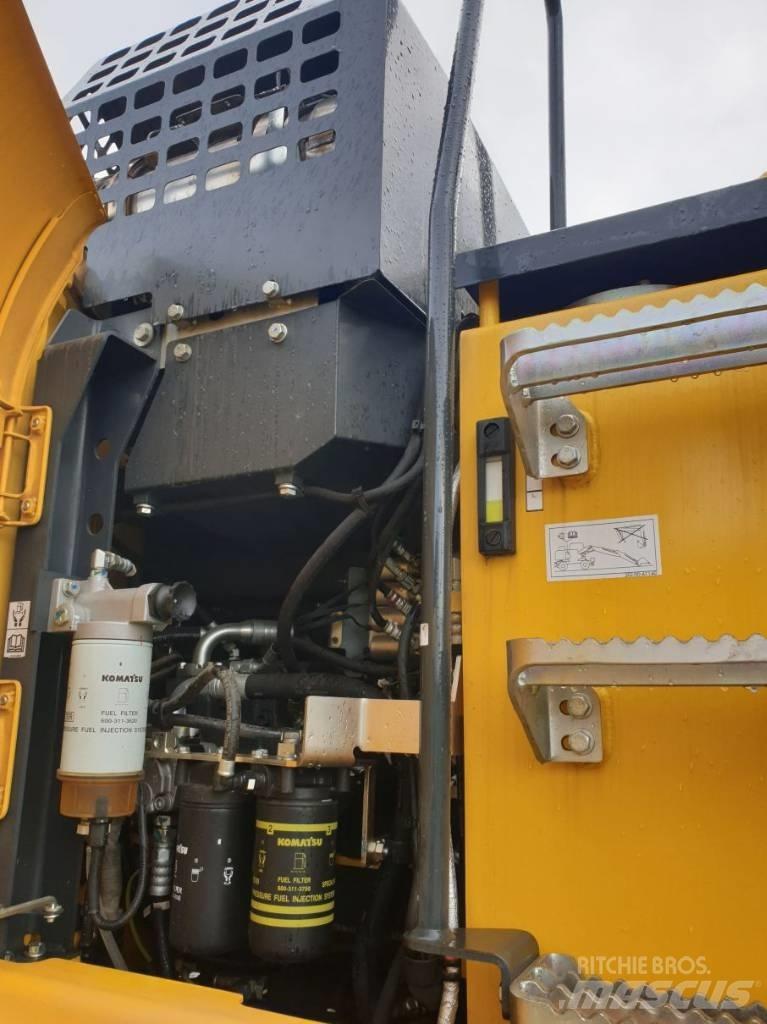 Komatsu PW148-11EO Hjulgrävare