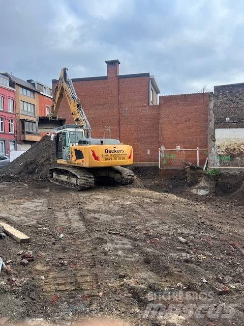 Liebherr 922 Bandgrävare