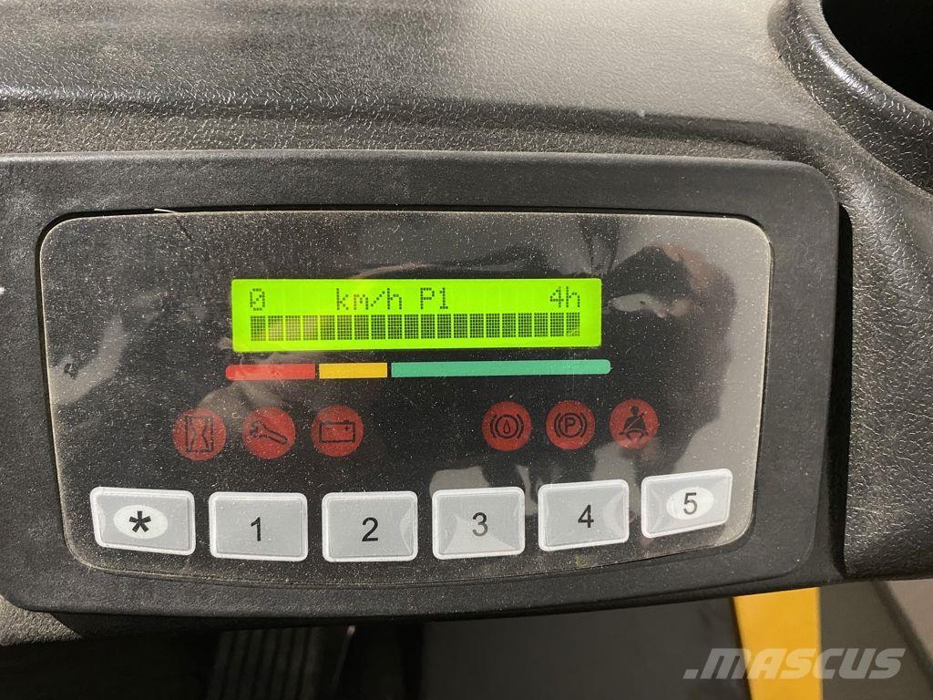 Hyundai 30B-7A Elmotviktstruckar