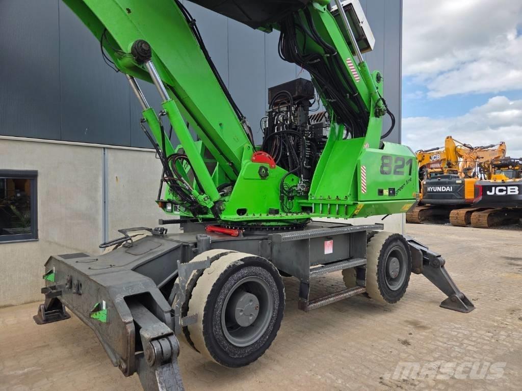 Sennebogen 821 Avfalls / industri hantering