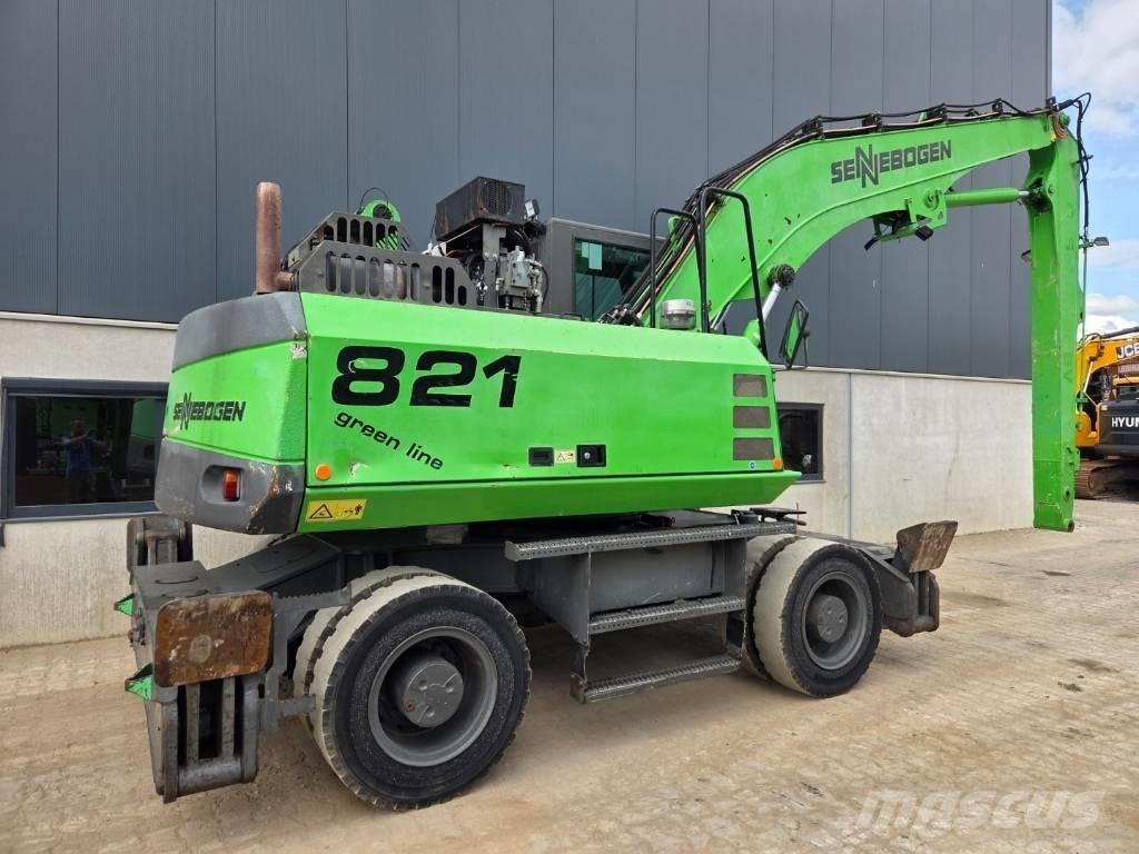 Sennebogen 821 Avfalls / industri hantering