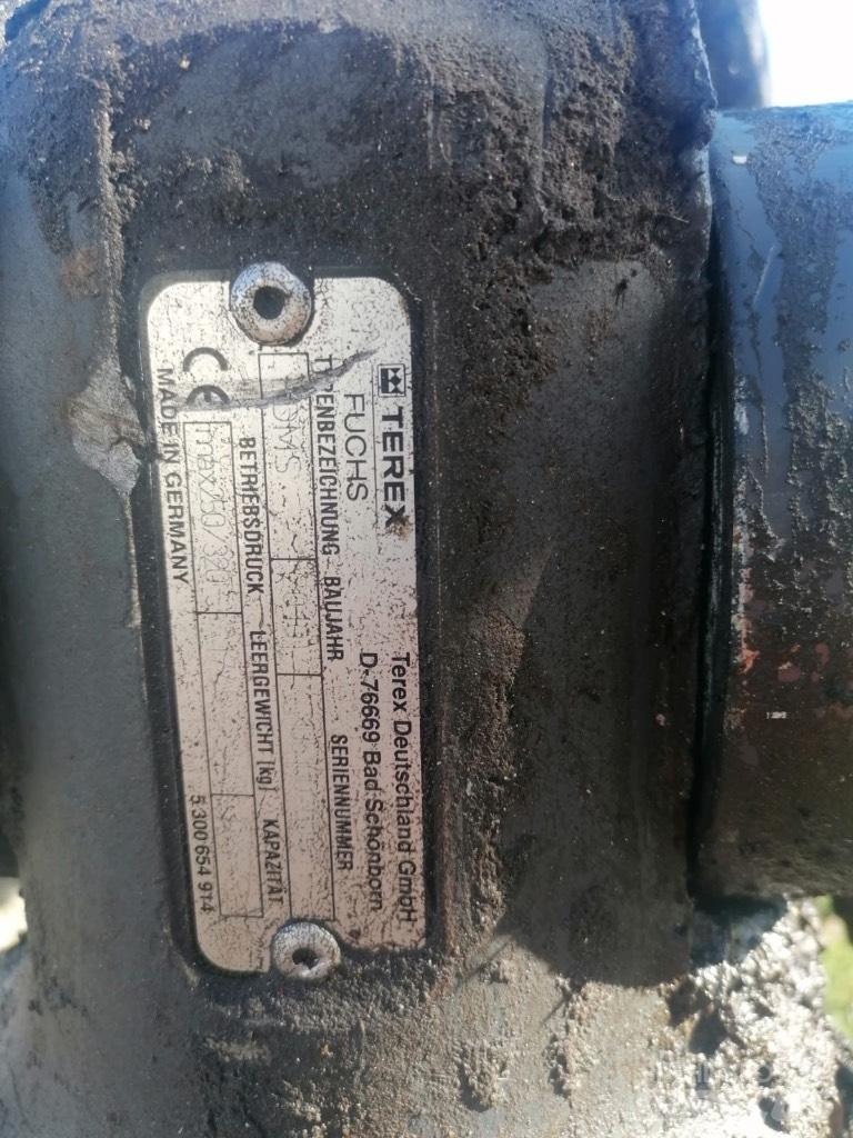 Fuchs MHL 340 D Avfalls / industri hantering