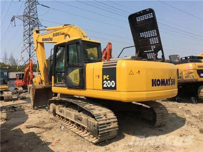 Komatsu PC 200-7 Bandgrävare