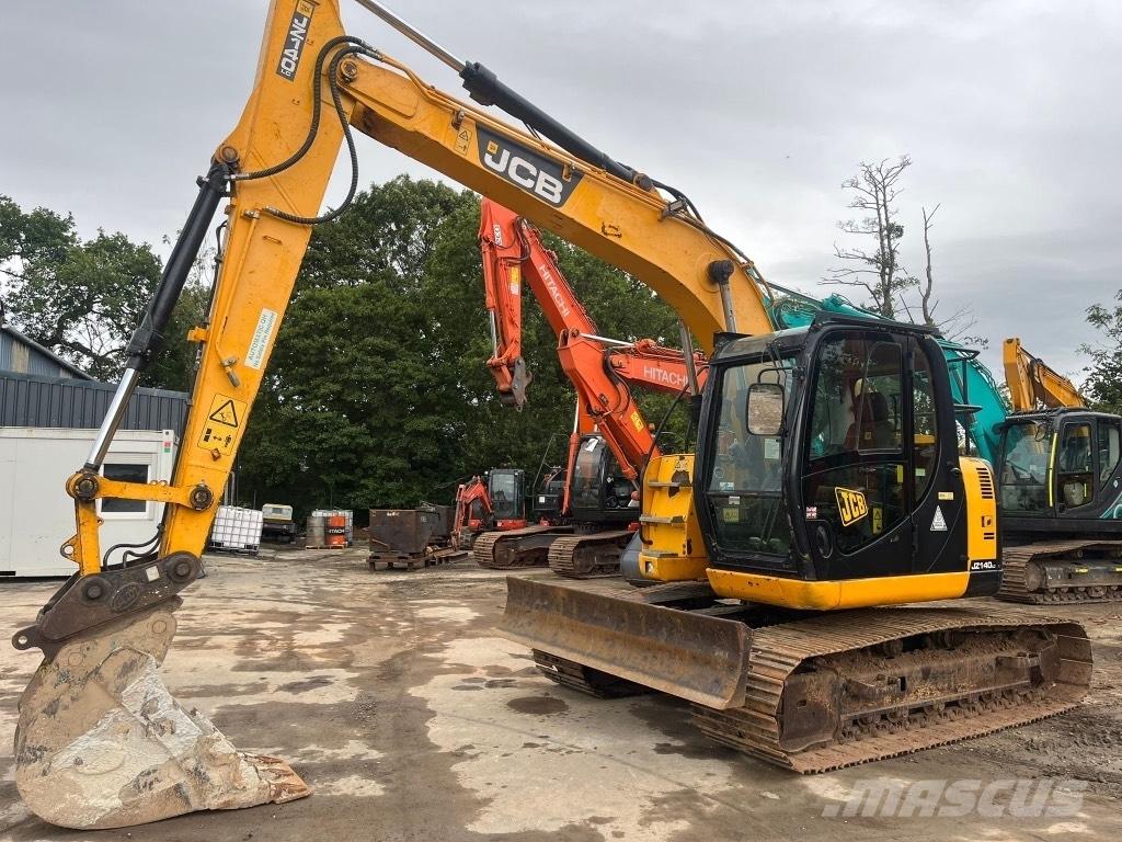 JCB JZ140 with blade Bandgrävare