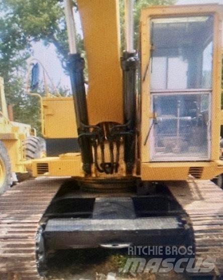CAT 225 B LC Bandgrävare