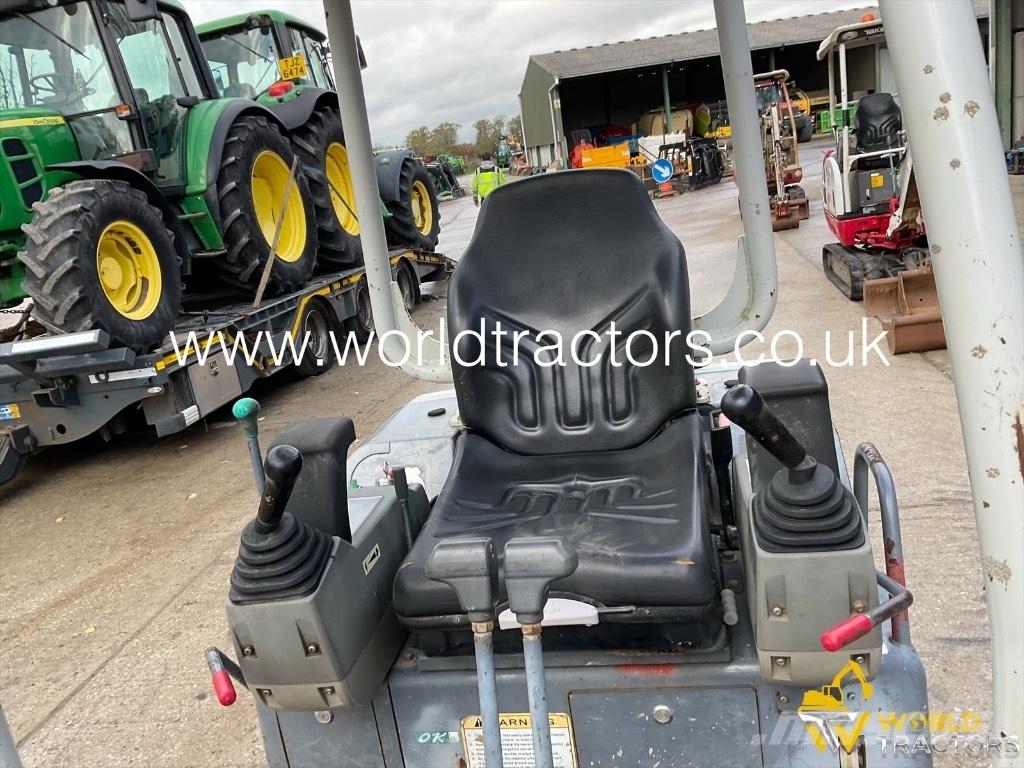 Takeuchi TB 219 Minigrävare < 7t