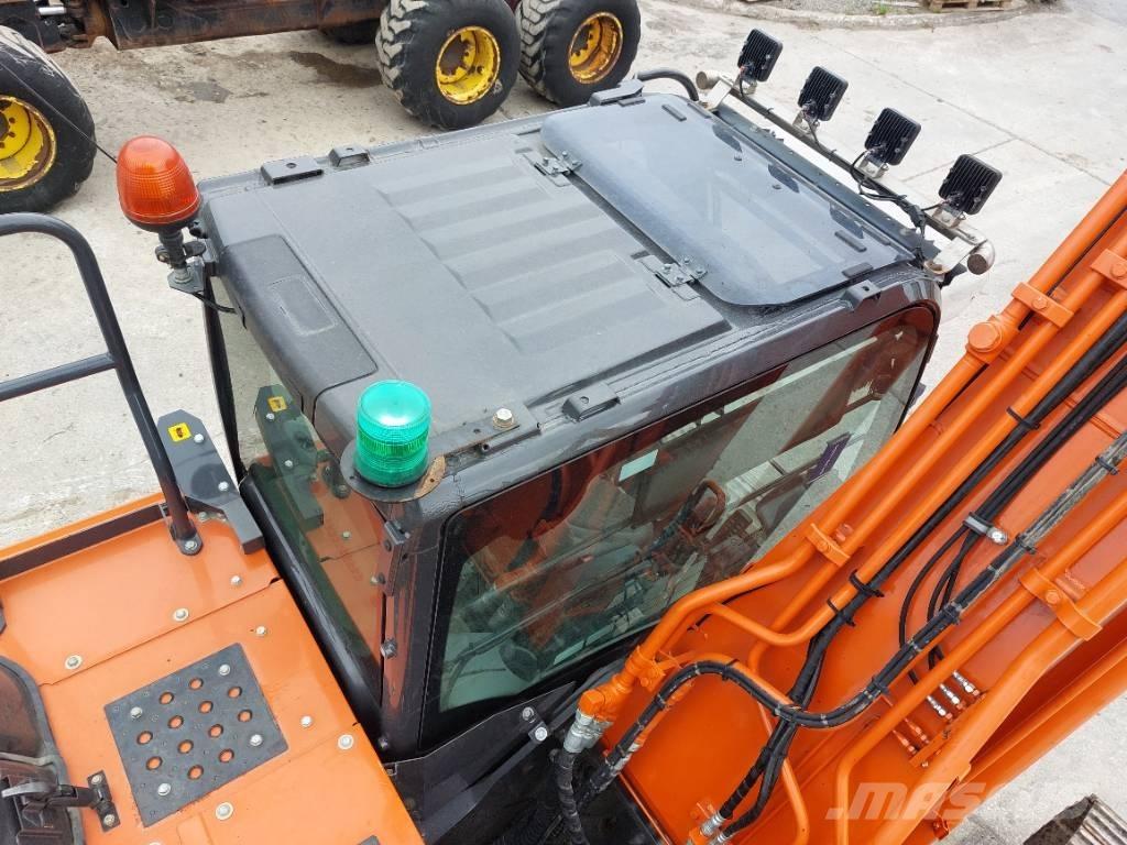 Hitachi ZX210LC-6 Bandgrävare