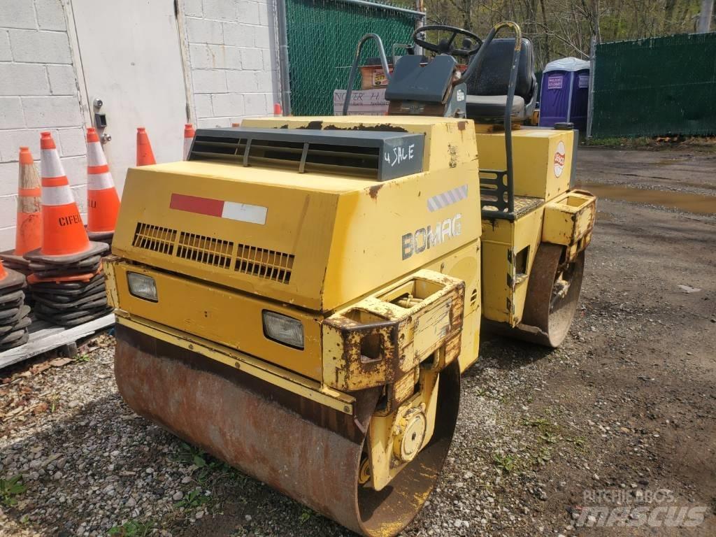 Bomag BW121 AD-2 Tvåvalsvältar