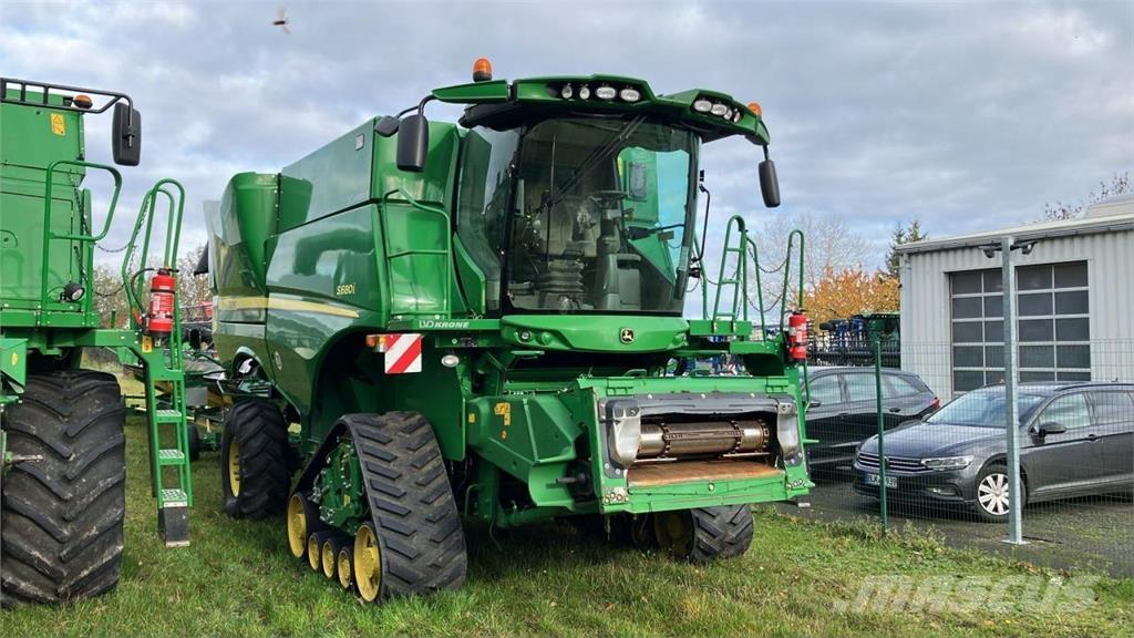 John Deere S680 Skördetröskor