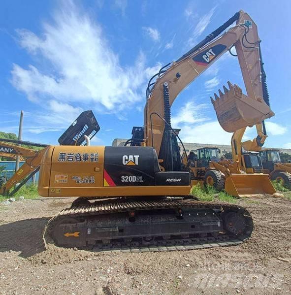 CAT 320D Bandgrävare