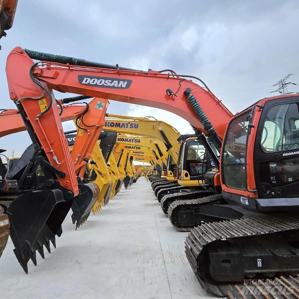Doosan DX 225 LC Minigrävare < 7t