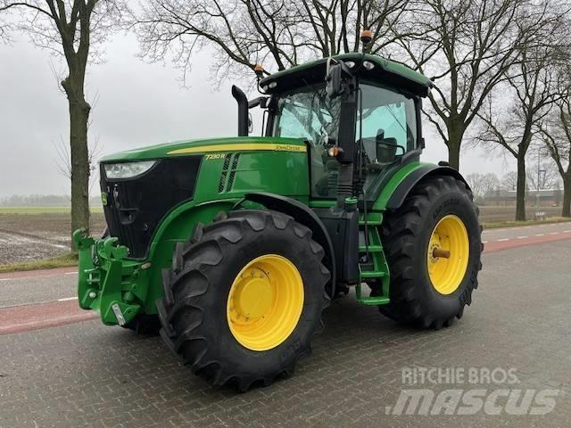John Deere 7230 R Traktorer
