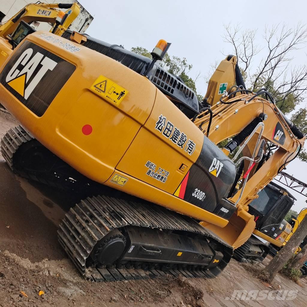 CAT 330 D Bandgrävare