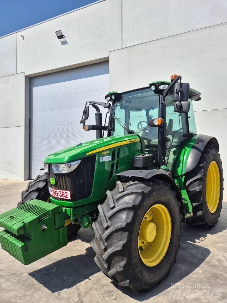 John Deere 5100 R Traktorer