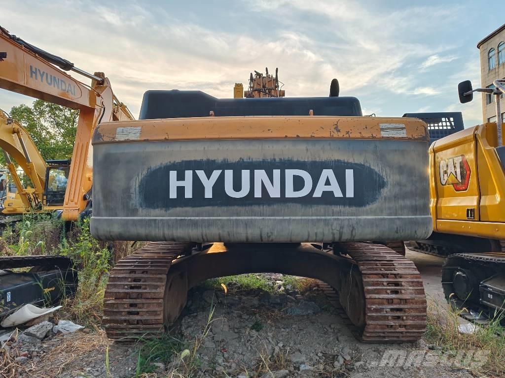Hyundai R300LC-9S Bandgrävare